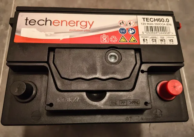 Bateria TechEnergy Evolution 12V 60Ah 550A NOVA