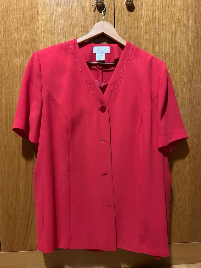 Traje falda señora rojo