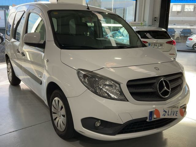 Mercedes-Benz Citan Combi 109 CDI Tourer Plus Largo 66 kW (90 CV)