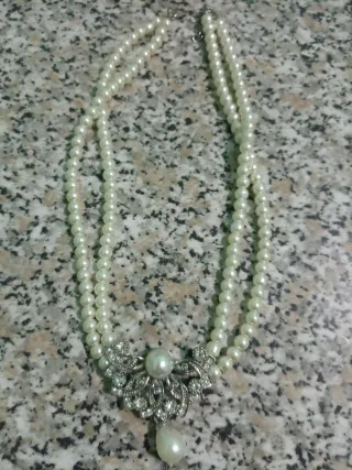 Collana perle e cristalli stile antico