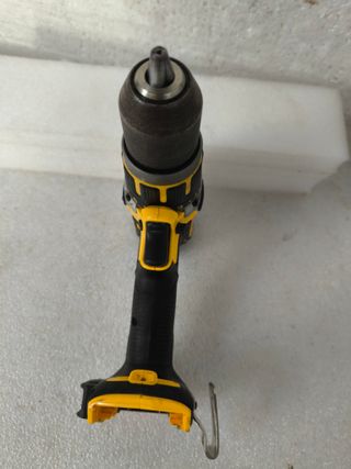 Taladro Percutor 18V DEWALT DCD795