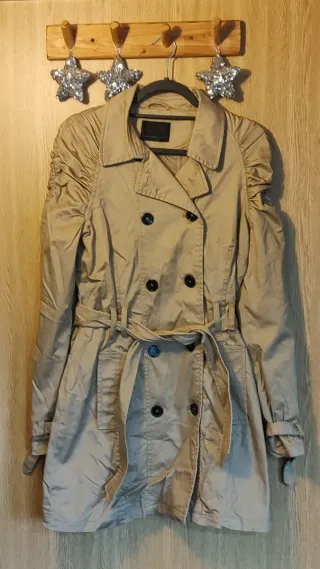 Gabardina beige mujer