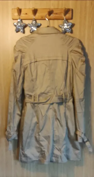 Gabardina beige mujer