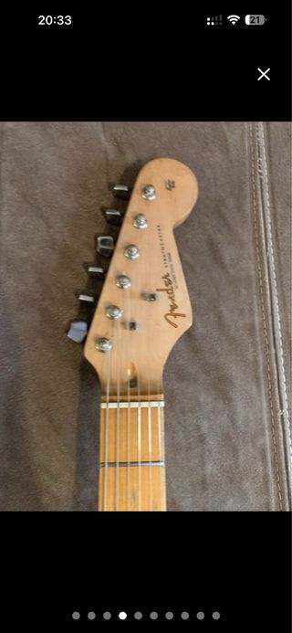 Réplica Fender Stratocaster Rosa