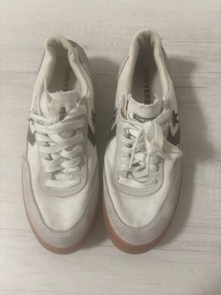 Zapatillas Converse Beige y Blancas unisex