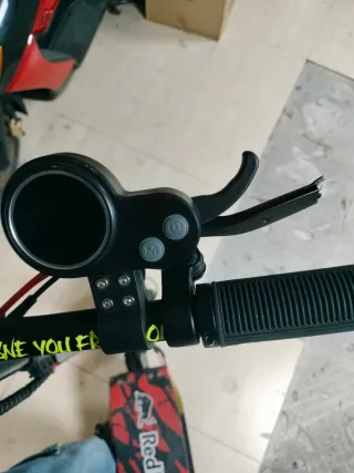 Patinete Eléctrico Modificado Red Bull negociable