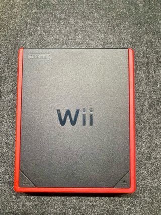 Nintendo Wii Mini Roja. solo consola