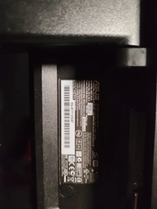 Schermo Asus VGA Nero