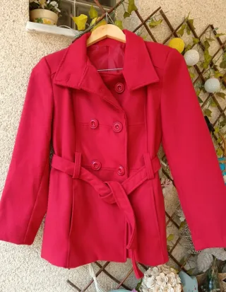 Abrigo mujer talla L rojo