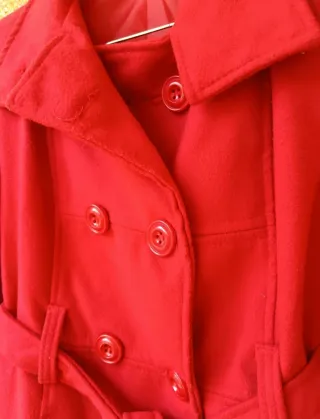 Abrigo mujer talla L rojo