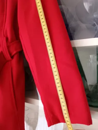 Abrigo mujer talla L rojo
