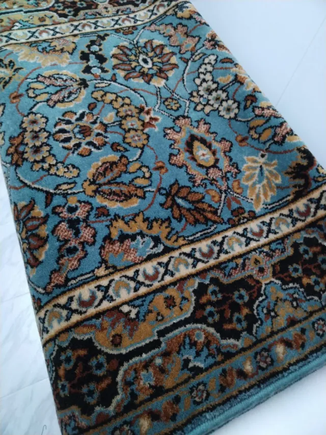 Tappeto di lana 100x100