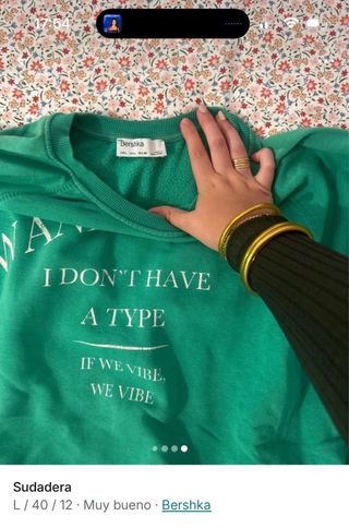 Sudadera Bershka verde I DON'T HAVE A TYPE
