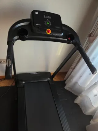 Cinta de correr o andar Bodytone