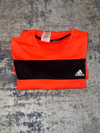 Camiseta deportiva Adidas