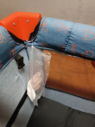 Cuna de viaje portátil