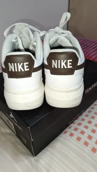 Nike Court Vision Alta