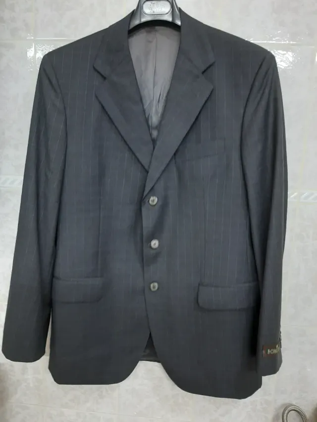 Americana de hombre gris a cuadros