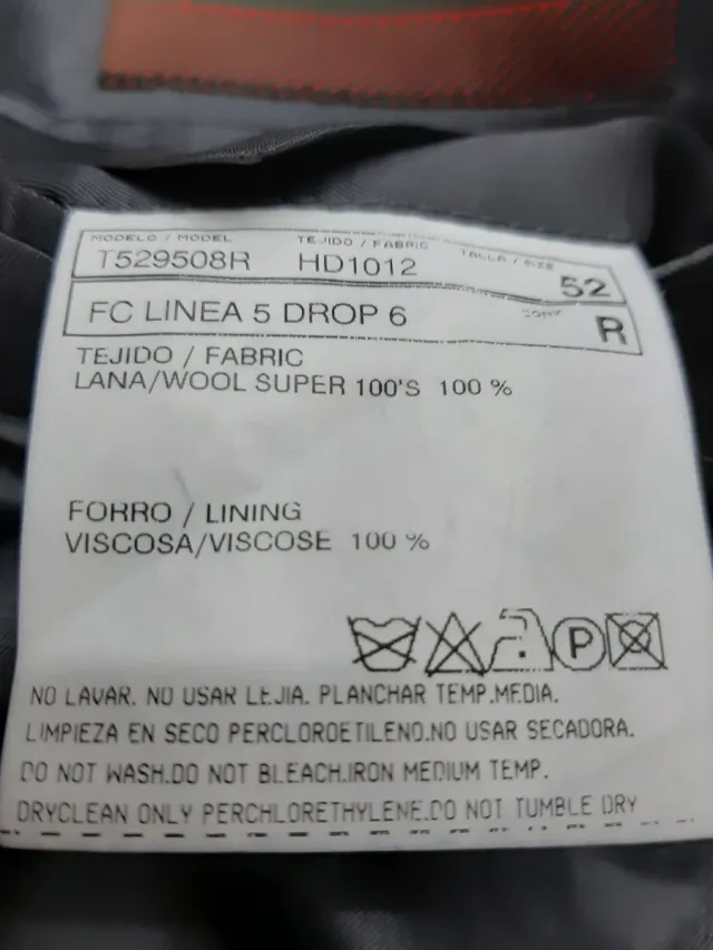 Americana de hombre gris a cuadros