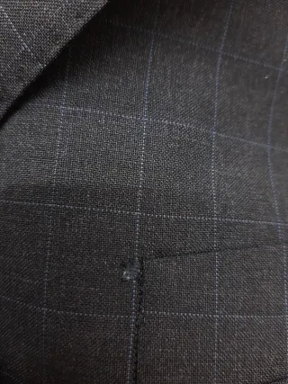 Americana de hombre gris a cuadros