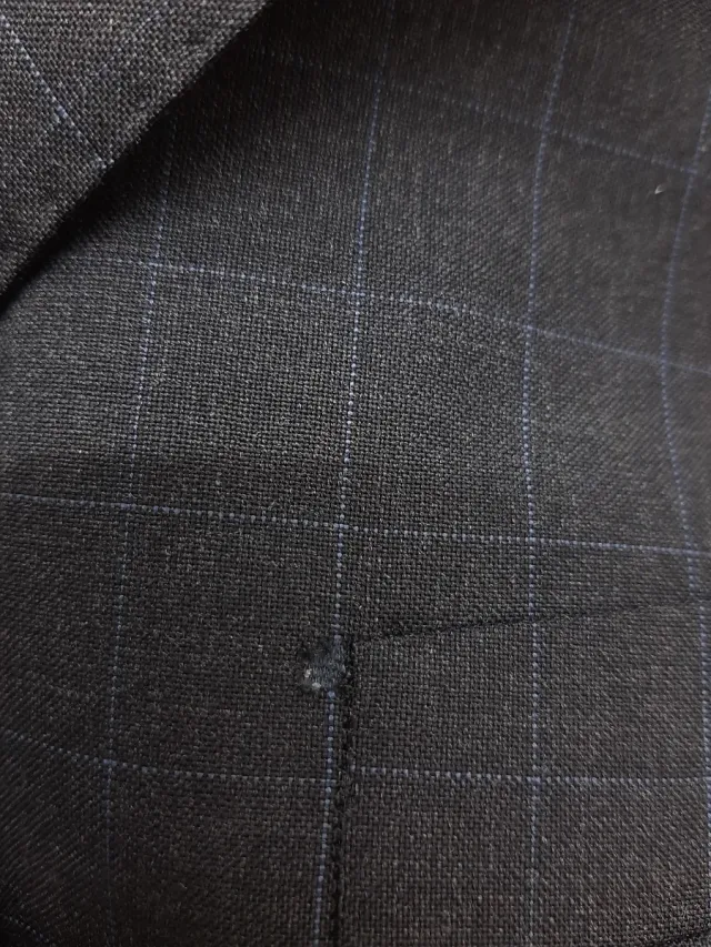 Americana de hombre gris a cuadros