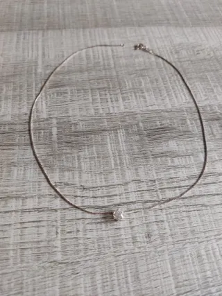 Collar-gargantilla plata con colgante de circonita