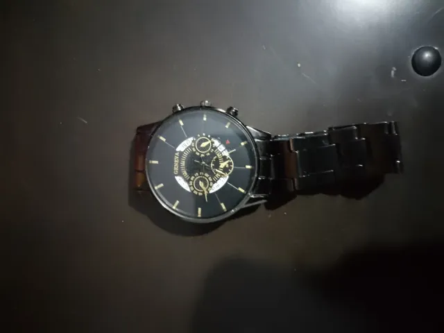 Reloj Geneva Negro y Dorado