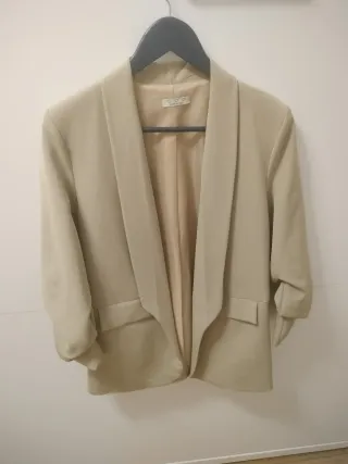 Blazer color tostado