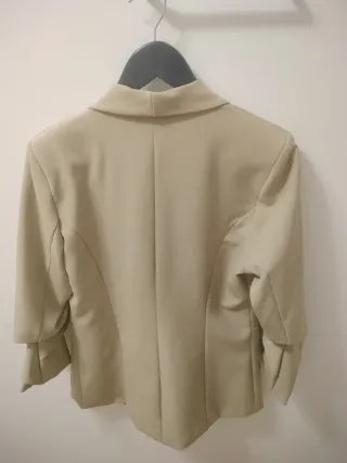 Blazer color tostado