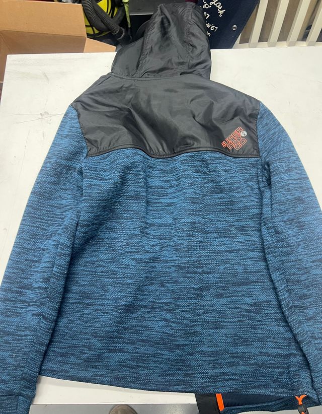 Forro Polar Superdry Azul y Negro