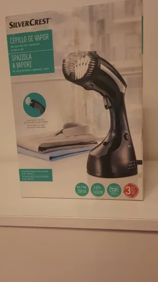 Cepillo de vapor para ropa