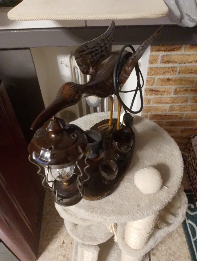 Airone con lanterna funzionante