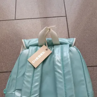 Zainetto Diesel lucido color verde acqua