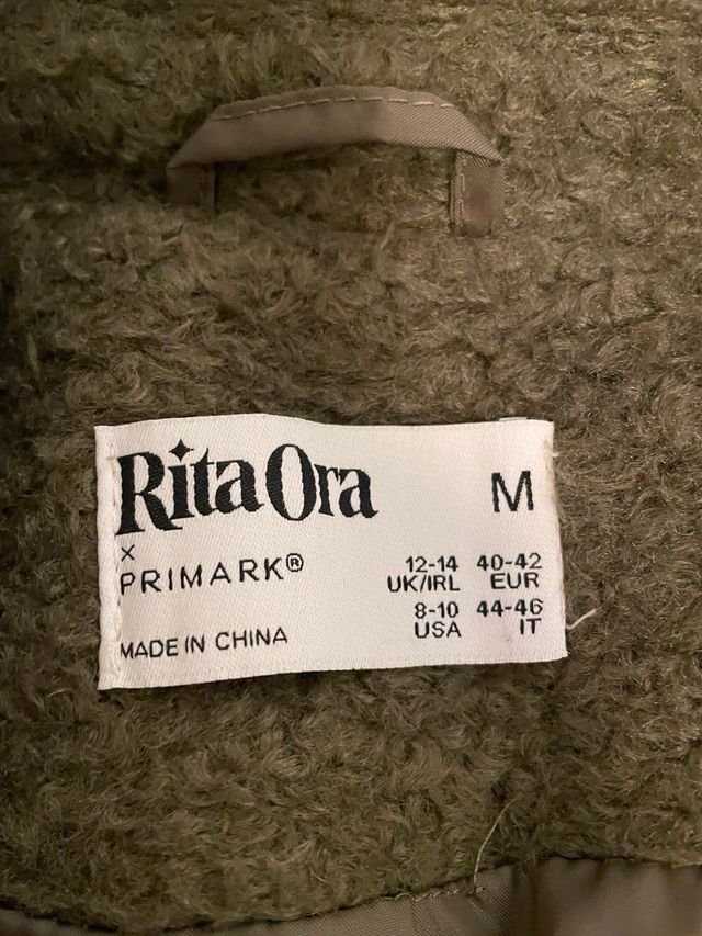 Abrigo oversize verde oliva