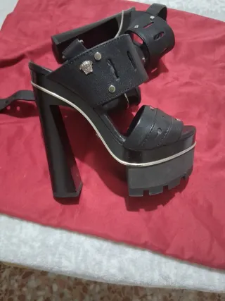 Sandalias Versace Mujer Tacón Negro
