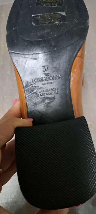 Mocassini Primadonna marroni con catena