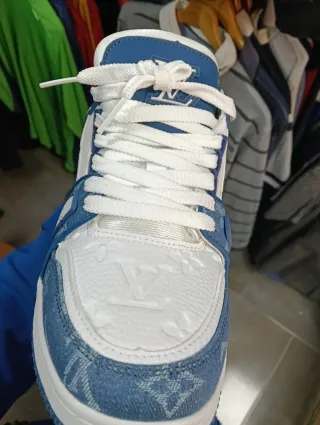 Zapatillas Louis Vuitton Azules y Blancas