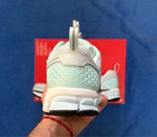 Nike Zoom Vomero 5 Pure Platinum