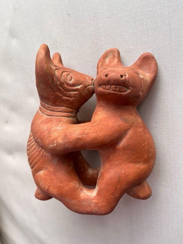 Cani danzanti in ceramica rossa di Colima 1970