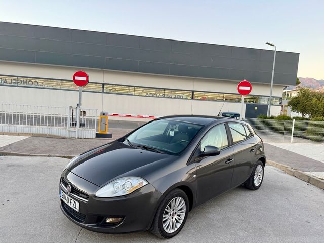 FIAT BRAVO 1.9 JTD 120CV !! 3.950€ !!