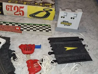 Scalextric Exin GT 25  con 2 Mercedes 250