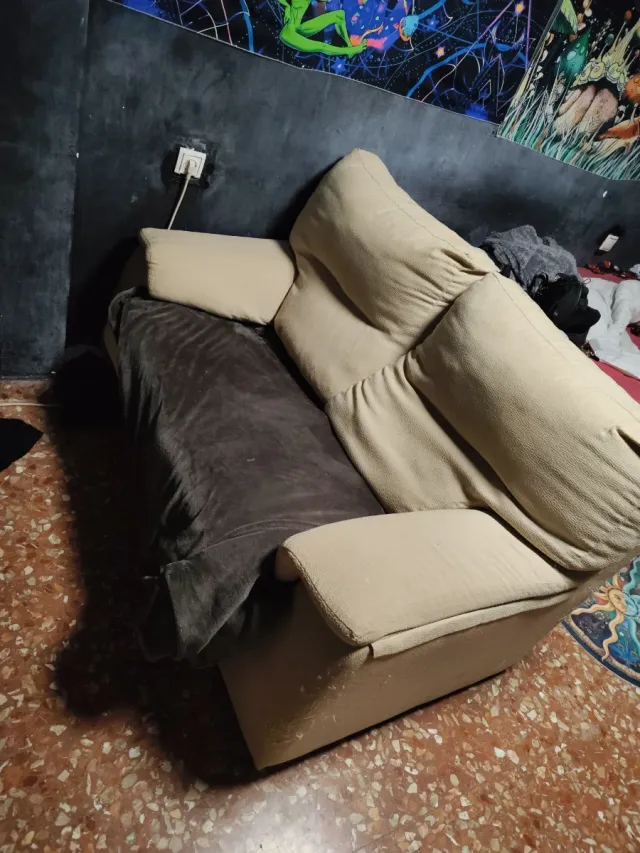 Sofá de 2 plazas beige