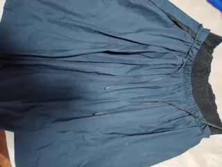 Falda Zara midi negra y azul Talla M