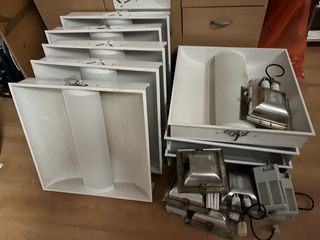 Paneles/lámparas de diseño para falsos techos