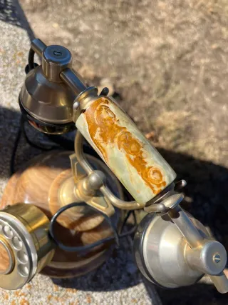 Teléfono antiguo de sobremesa