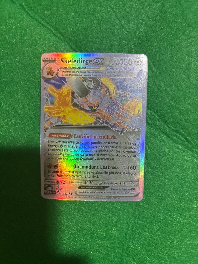 Carta Pokémon Skeledirge EX 137/182