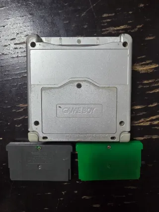 Game Boy Advance SP + 2 Giochi