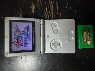 Game Boy Advance SP + 2 Giochi