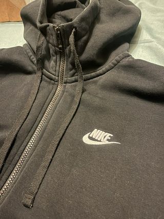Felpa Nike Nera con Zip e cappuccio