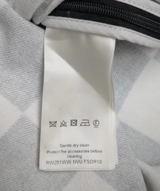 Abito Louis Vuitton a scacchi